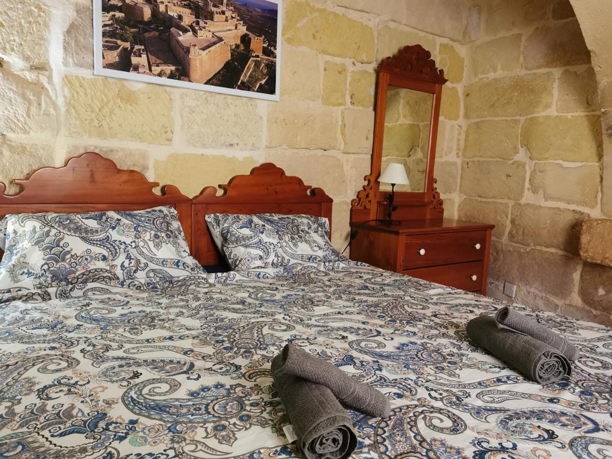 Bed And Breakfast "Selena" With Swim Pool Nadur Ngoại thất bức ảnh