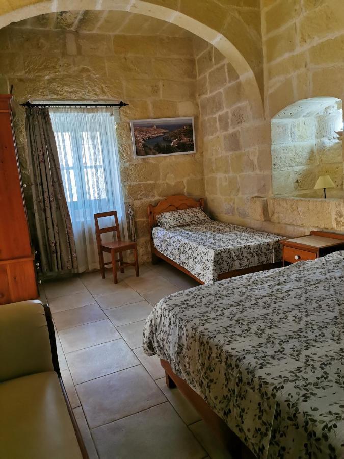 Bed And Breakfast "Selena" With Swim Pool Nadur Ngoại thất bức ảnh